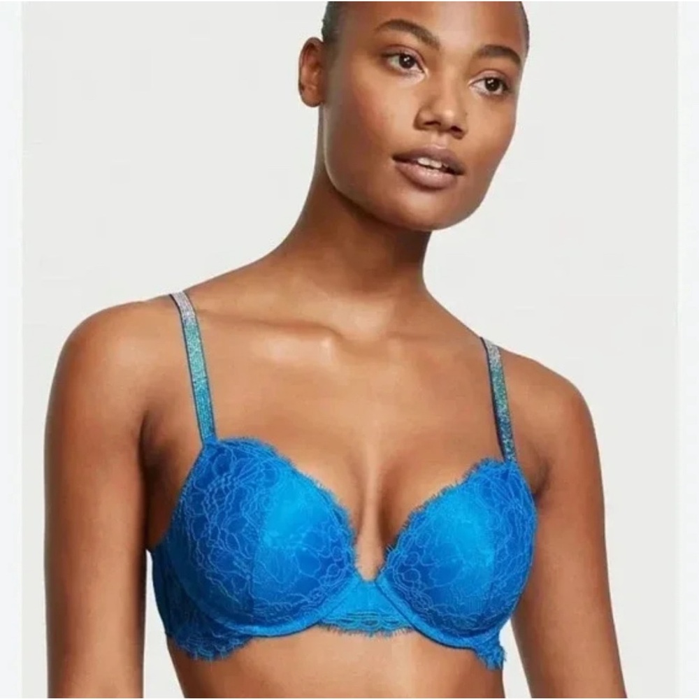 NWT Victoria’s Secret Blue Lace Very Sexy Bombshell Rhinestone Push up Bra 32A